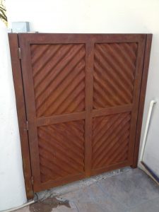 corrugated custom metal gate for yard image